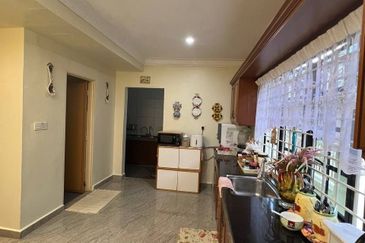 PRICE REDUCED!!! - Double Storey Terrace House @ Jalan Serambi U8, Bukit Jelutong,  Shah Alam