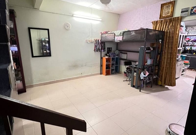 FREEHOLD, Double Storey Terrace House @ Fasa 6, Taman Melawati, Kuala Lumpur - Renovated