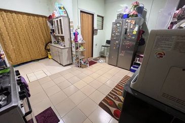 FREEHOLD, Double Storey Terrace House @ Fasa 6, Taman Melawati, Kuala Lumpur - Renovated