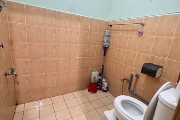 FREEHOLD, Double Storey Terrace House @ Fasa 6, Taman Melawati, Kuala Lumpur - Renovated