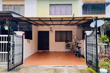 FREEHOLD, Double Storey Terrace House @ Fasa 6, Taman Melawati, Kuala Lumpur - Renovated