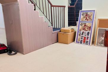 FREEHOLD, Double Storey Terrace House @ Fasa 6, Taman Melawati, Kuala Lumpur - Renovated