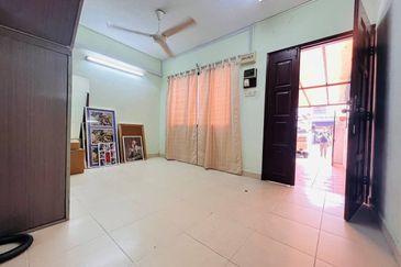 FREEHOLD, Double Storey Terrace House @ Fasa 6, Taman Melawati, Kuala Lumpur - Renovated