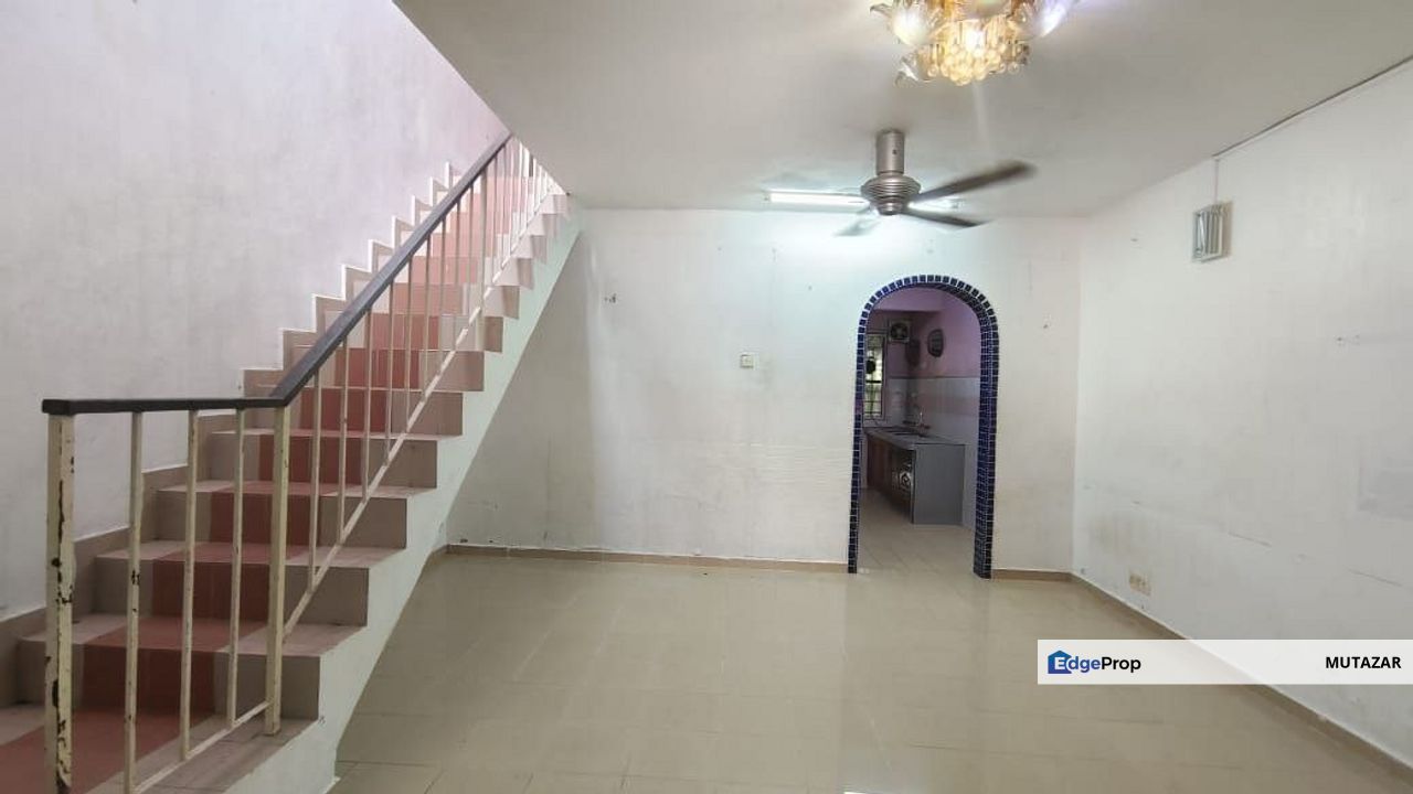 FREEHOLD, Single Storey Terrace House @ Seksyen 2, Bandar Rinching, Semenyih - Extended Kitchen, Selangor, Semenyih