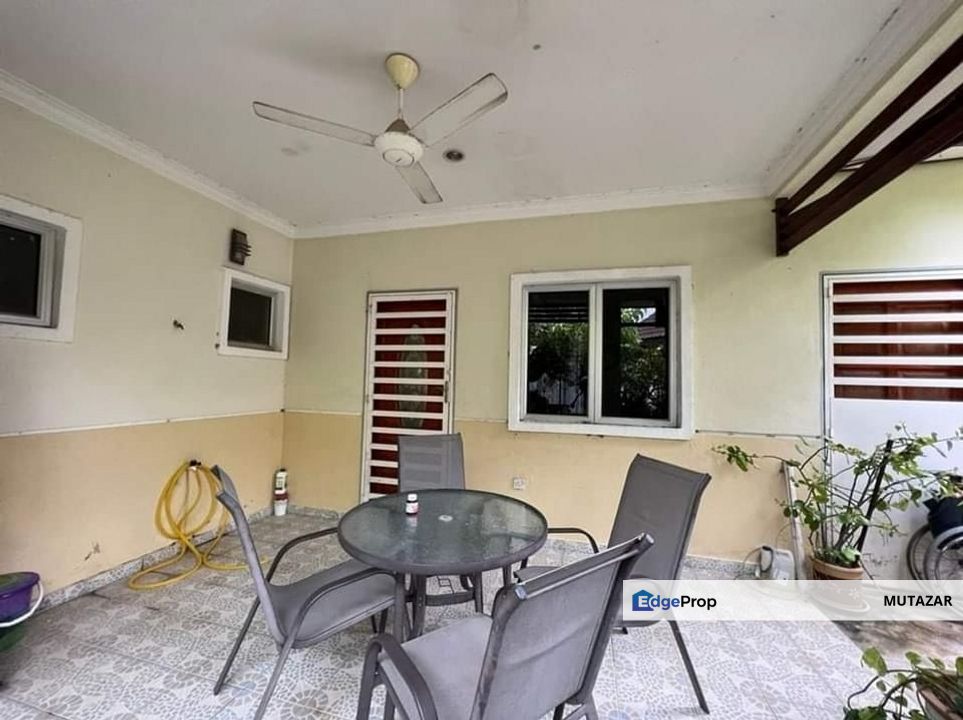 MURAH BETUL !!! FREEHOLD Single Storey Bungalow @ Laman Isora, Nilai Impian, NS - Huge Extra Land & Fully Furnished, Negeri Sembilan, Nilai