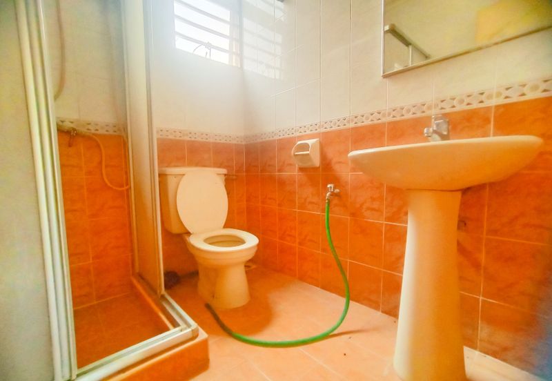 FREEHOLD,  DOUBLE STOREY SEMI-D @ Bandar Sri Damansara, Kuala Lumpur - Extra Land At Side