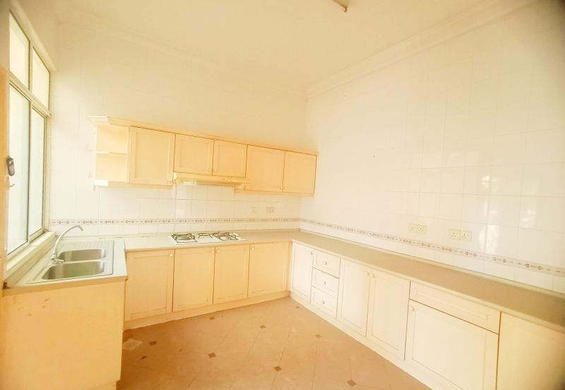 FREEHOLD,  DOUBLE STOREY SEMI-D @ Bandar Sri Damansara, Kuala Lumpur - Extra Land At Side