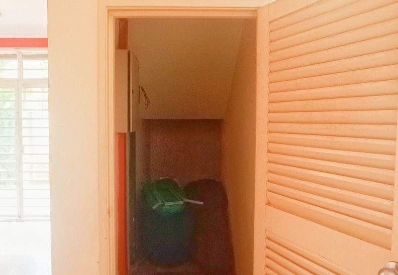 FREEHOLD,  DOUBLE STOREY SEMI-D @ Bandar Sri Damansara, Kuala Lumpur - Extra Land At Side