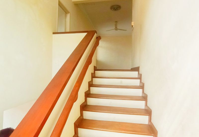 FREEHOLD,  DOUBLE STOREY SEMI-D @ Bandar Sri Damansara, Kuala Lumpur - Extra Land At Side