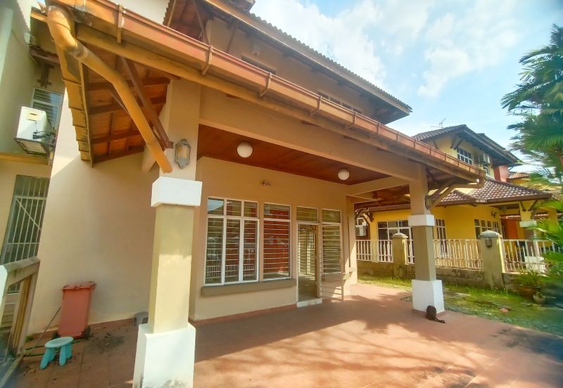 FREEHOLD,  DOUBLE STOREY SEMI-D @ Bandar Sri Damansara, Kuala Lumpur - Extra Land At Side