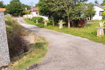 TANAH PERTANIAN FREEHOLD TEPI JALAN, Seluas 1.23 Ekar @ Batu 4, Jalan Temerloh-Maran, Pahang