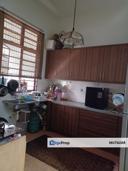 DOUBLE STOREY TERRACE HOUSE @ SEKSYEN 5, KOTA DAMANSARA - FULLY FURNISHED, Selangor, Kota Damansara