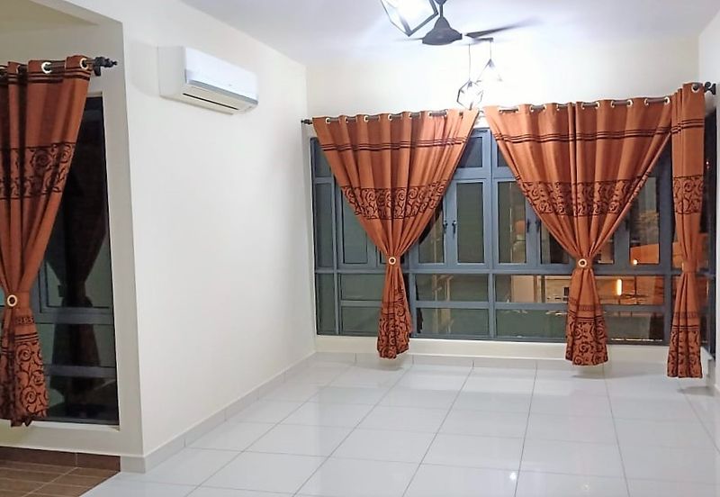 Aura Residence @ Precint 8