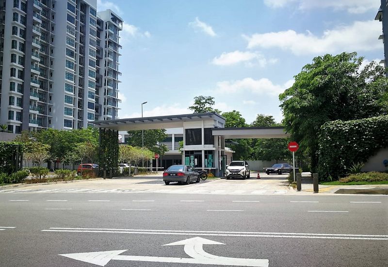 Aura Residence @ Precint 8