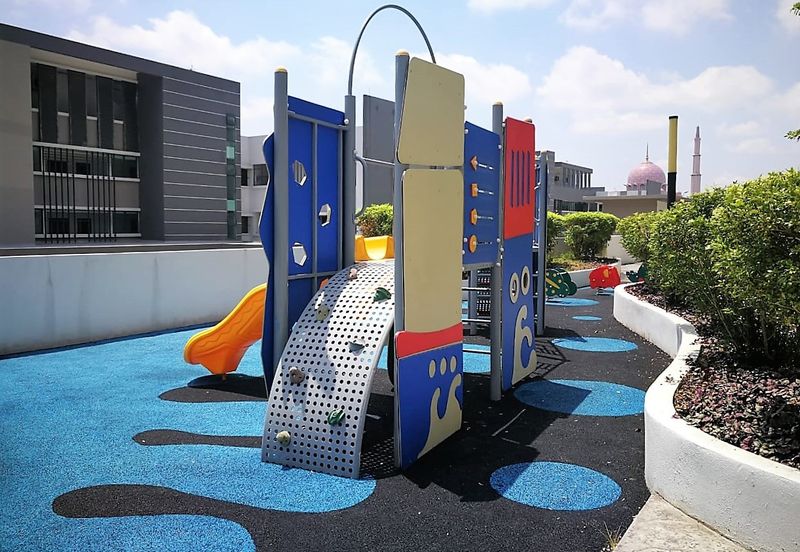 Aura Residence @ Precint 8