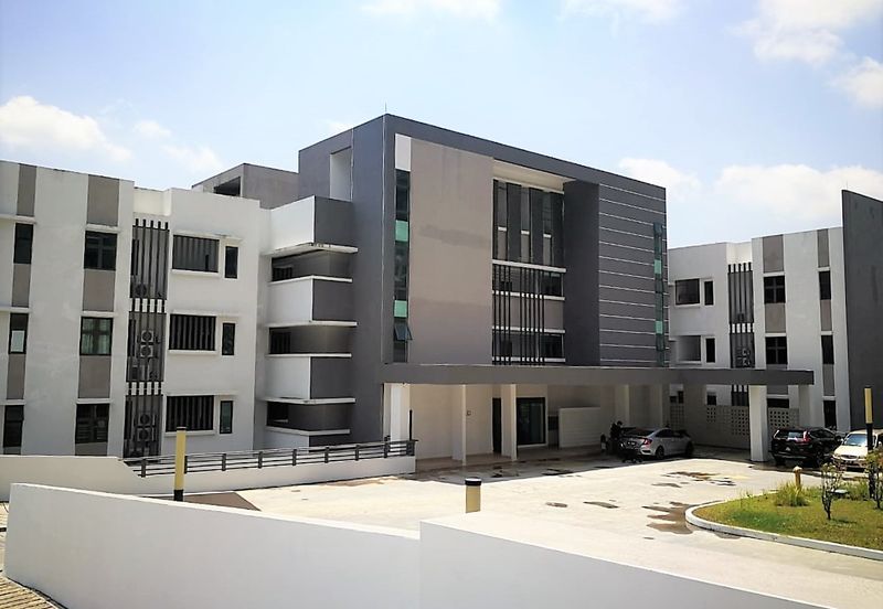 Aura Residence @ Precint 8