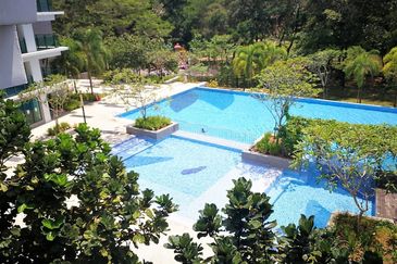 Aura Residence @ Precint 8