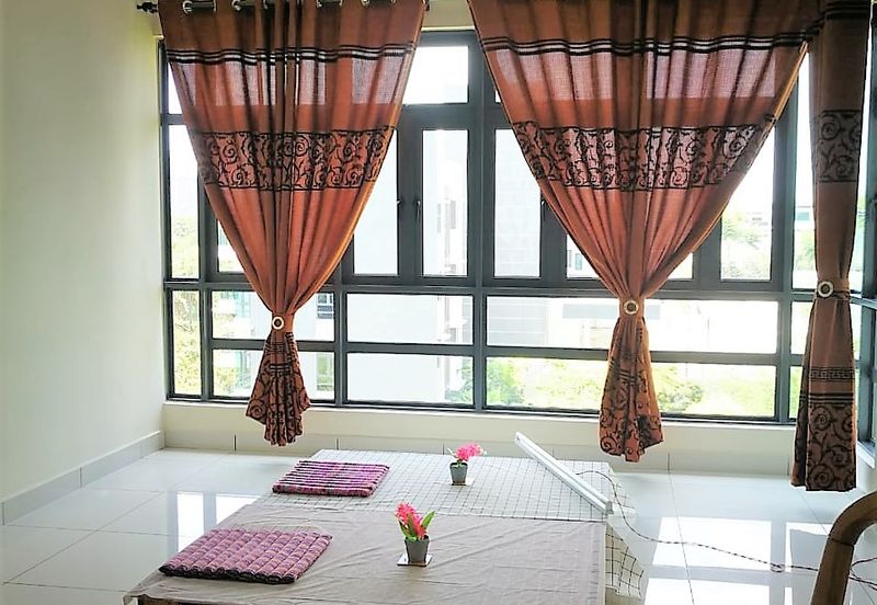 Aura Residence @ Precint 8