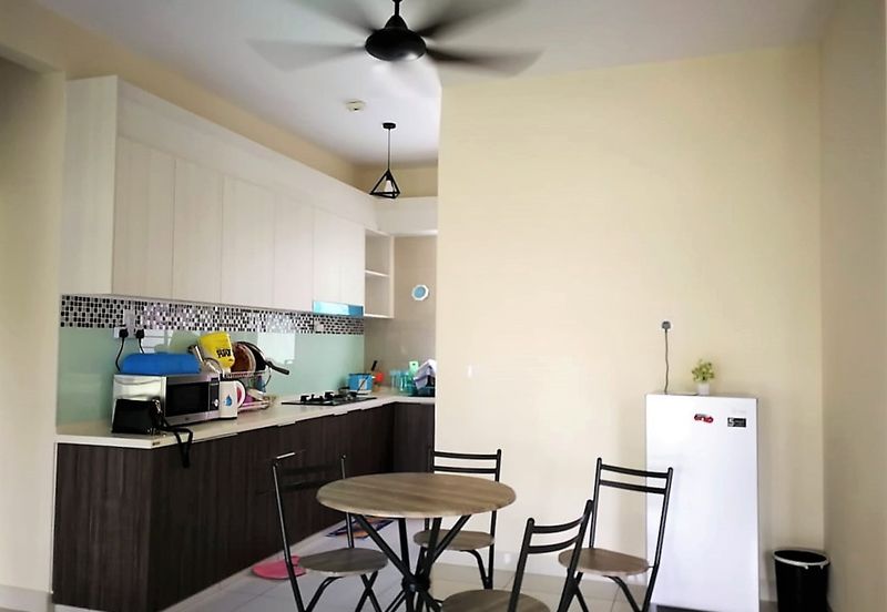 Aura Residence @ Precint 8