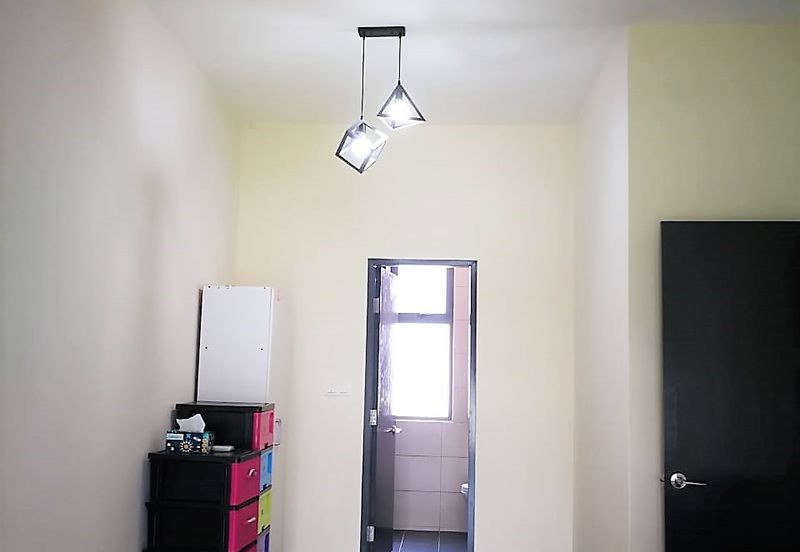 Aura Residence @ Precint 8