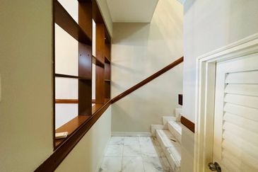 FREEHOLD, Double Storey Terrace House @ Taman Bukit Setiawangsa, KL - KLCC & Merdeka 118 view!