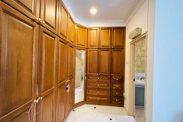 FREEHOLD, Double Storey Terrace House @ Taman Bukit Setiawangsa, KL - KLCC & Merdeka 118 view!