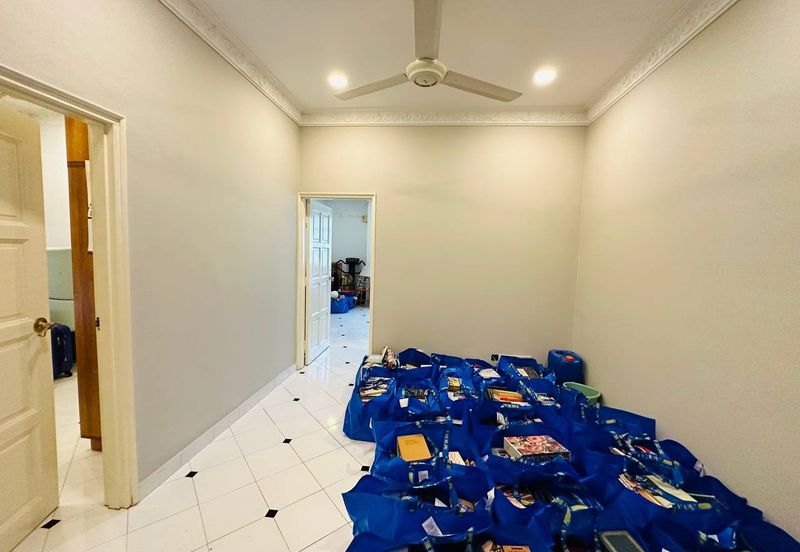 FREEHOLD, Double Storey Terrace House @ Taman Bukit Setiawangsa, KL - KLCC & Merdeka 118 view!