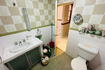 FREEHOLD, Double Storey Terrace House @ Taman Bukit Setiawangsa, KL - KLCC & Merdeka 118 view!