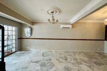 FREEHOLD, Double Storey Terrace House @ Taman Bukit Setiawangsa, KL - KLCC & Merdeka 118 view!