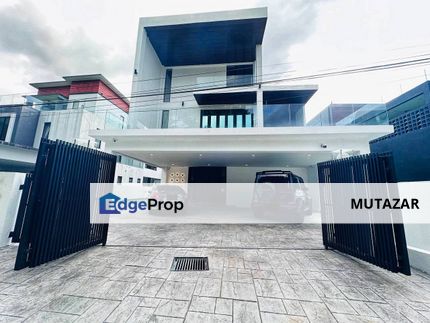 FREEHOLD, 3-STOREY LUXURY BUNGALOW @ COUNTRY HEIGHTS KAJANG, SELANGOR - Fully Renovated with Swimming Pool, Selangor, Country Heights