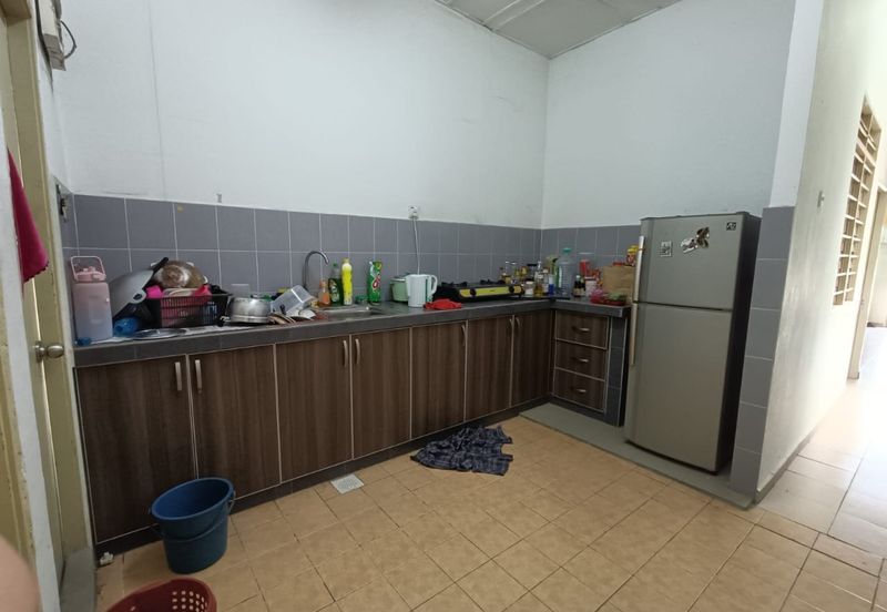 Single Storey Terrace House in Taman Pinggiran Cyber, Cyberjaya - Renovated Unit & Fully Furnished 