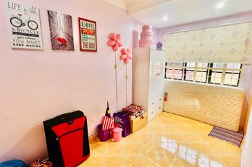 Bandar Tun Hussein Onn