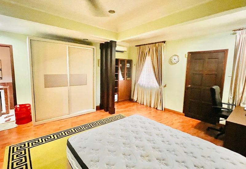 Bandar Tun Hussein Onn