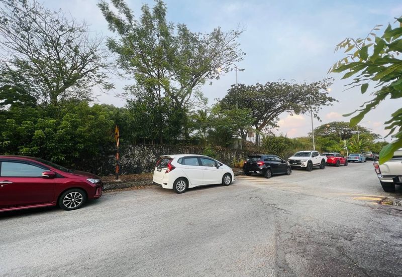 Bandar Tun Hussein Onn