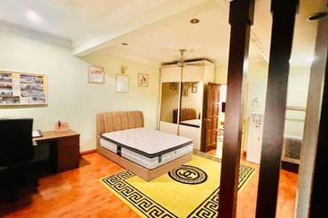 Bandar Tun Hussein Onn