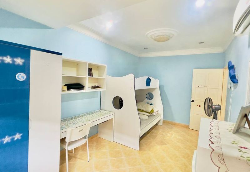 Bandar Tun Hussein Onn