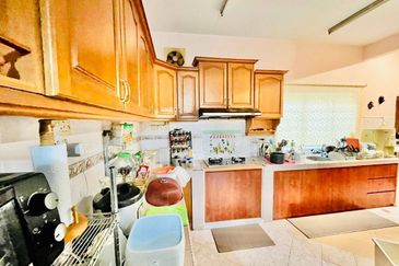 Bandar Tun Hussein Onn