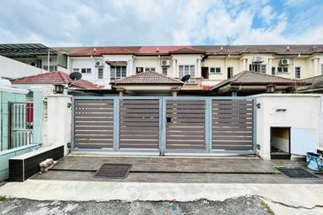 Bandar Tun Hussein Onn