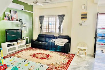 Bandar Tun Hussein Onn