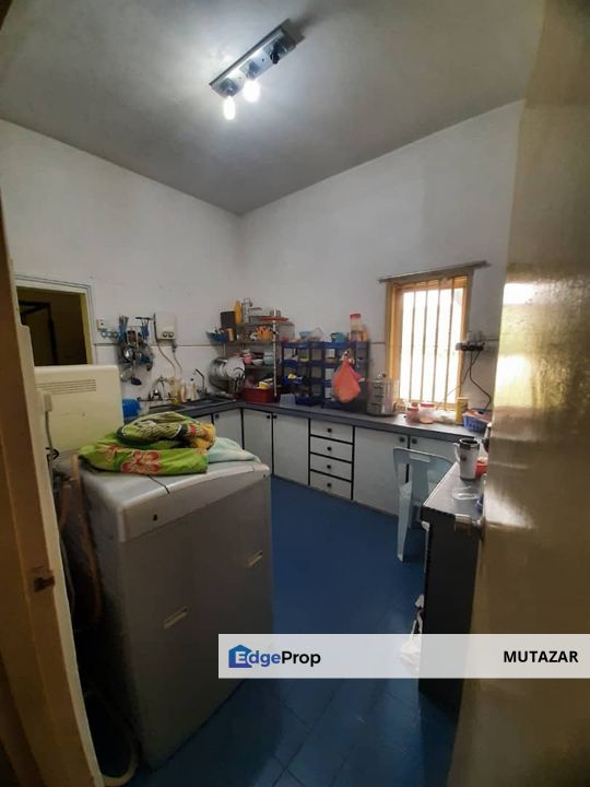 Double Storey Bungalow at Bukit Sentosa, Rawang - 10 Bedrooms & Huge Extra Land , Johor, Skudai