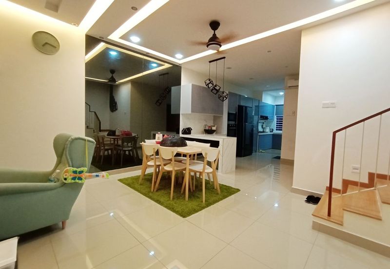 Albury 2 @ Mahkota Hills