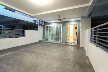 Albury 2 @ Mahkota Hills