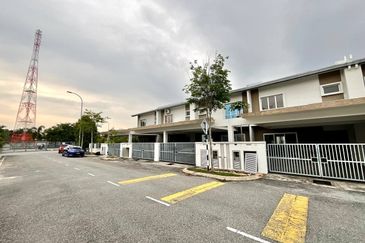 Albury 2 @ Mahkota Hills