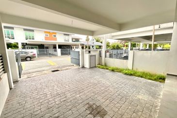 Albury 2 @ Mahkota Hills