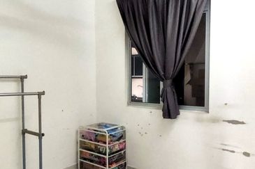 Pr1ma Apartment @ Precint 11