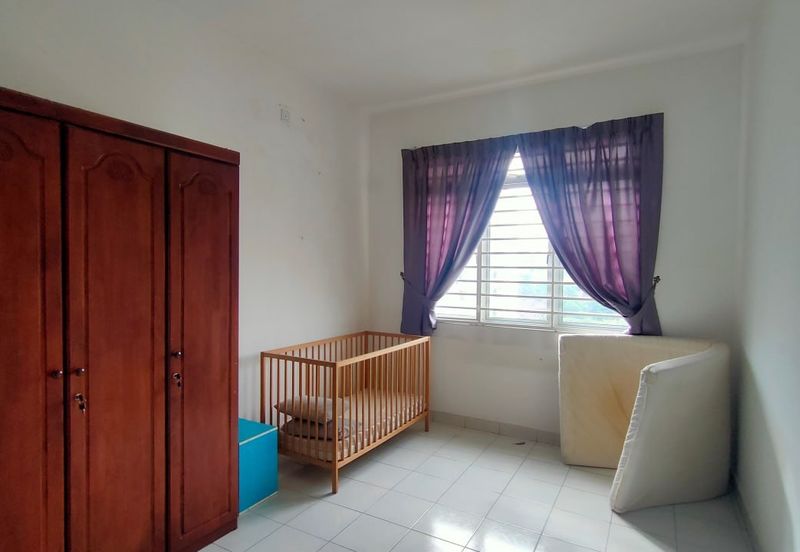 Pr1ma Apartment @ Precint 11