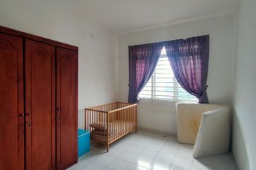 Pr1ma Apartment @ Precint 11