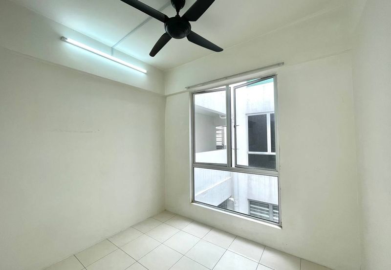 Puncak Hijauan (Hijauan Heights)