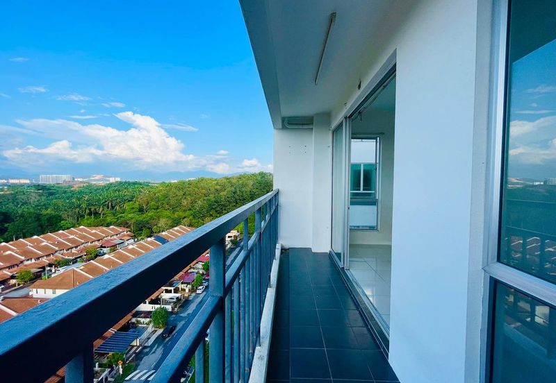 Puncak Hijauan (Hijauan Heights)