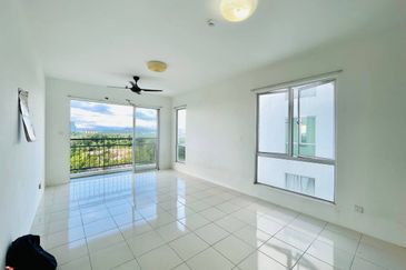 Puncak Hijauan (Hijauan Heights)